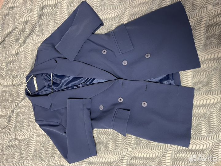 Пиджак женский 42