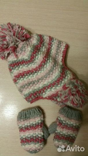 Шапка и варежки next