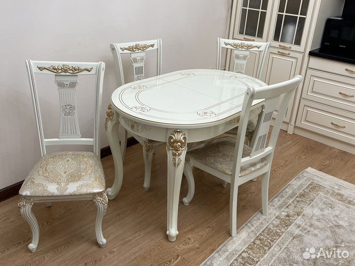 Столы и стулья****