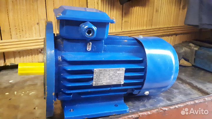 Продам асинхронный электродвигатель