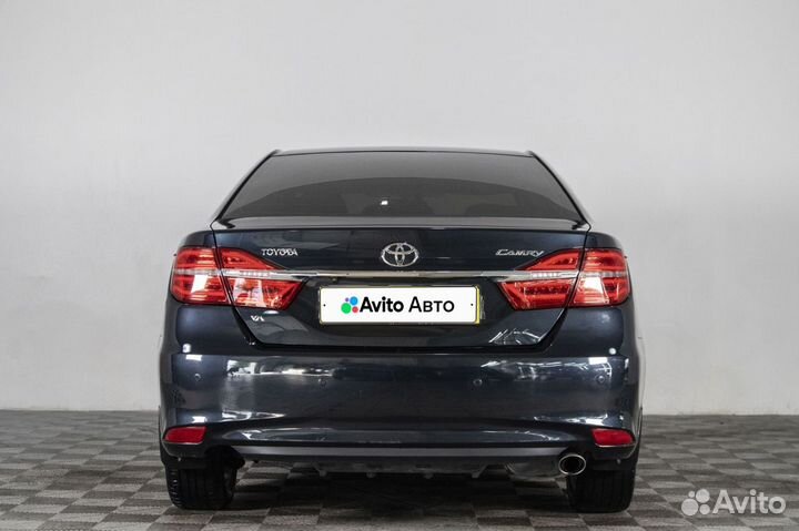 Toyota Camry 2.5 AT, 2015, 130 000 км