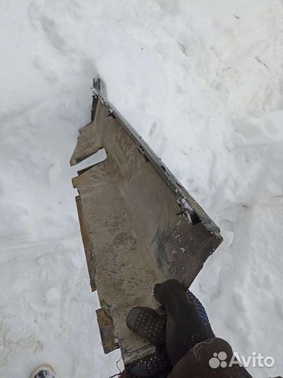 Накладка на порог BMW 7 серии Е32