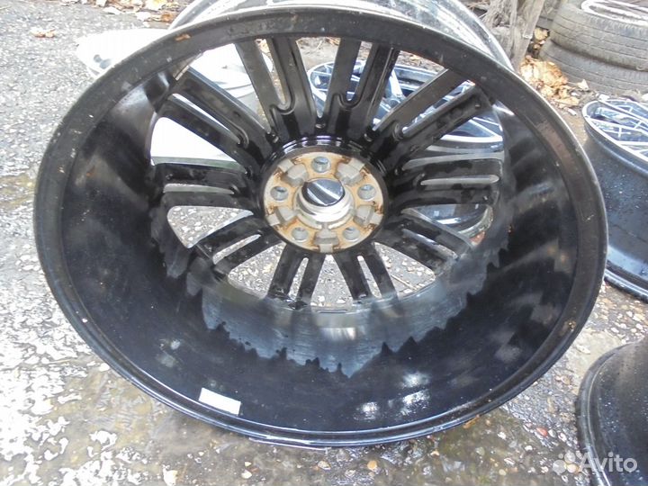 Оригинальный диск Range Rover 9,5J R21 et 49