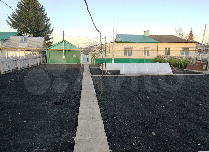 Дом 76 м² на участке 10,3 сот.