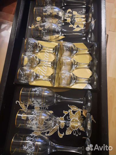 Бокалы фужеры рюмки