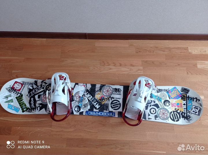 Сноуборд в сборе + ботинки