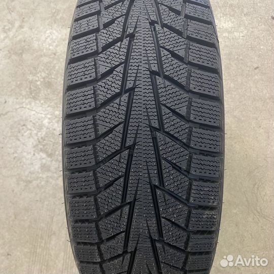 Hankook Winter I'Cept iZ 2 W616 225/55 R17 101T