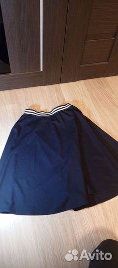 Юбка школьная длинная, рубашка школьная белая