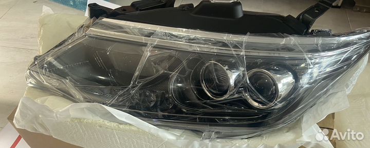 Фары на toyota camry 55