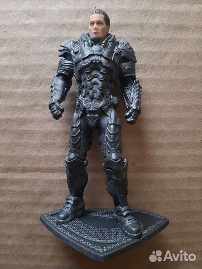 Генерал Зод фигурка