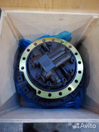 Редуктор хода с гидромотором Hitachi ZX240-3G