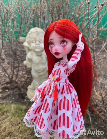 Ооак Leyn Shepard Дракулаура кукла Монстер Хай