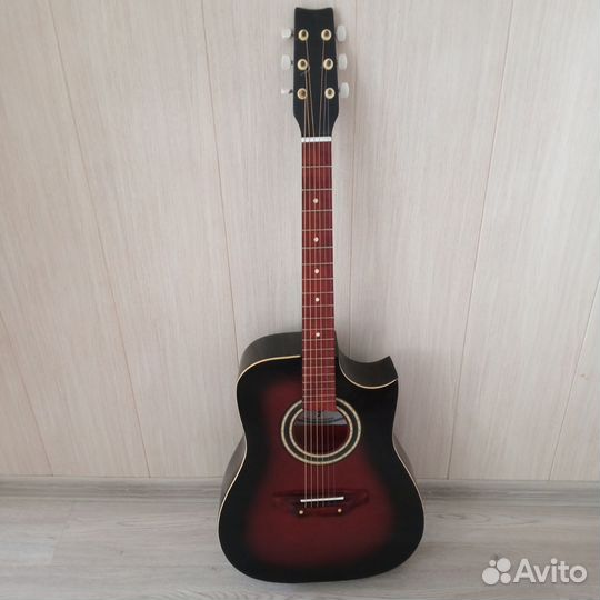 Акустическая гитара