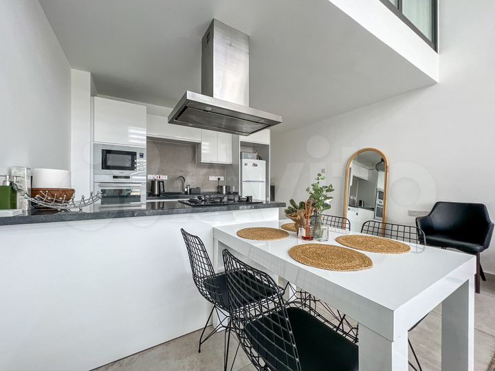 1-к. квартира, 80 м² (Кипр)