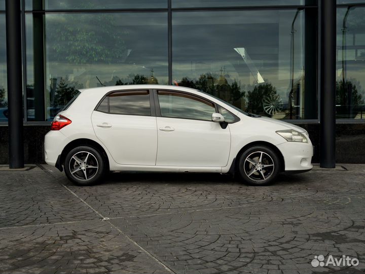 Toyota Auris 1.6 AT, 2011, 119 589 км