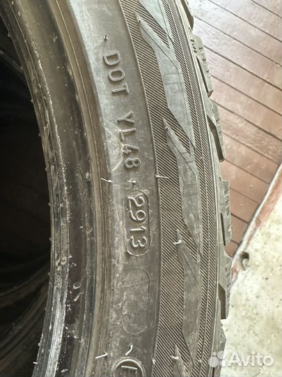 Nokian Tyres Hakkapeliitta R2 245/40 R19 98R