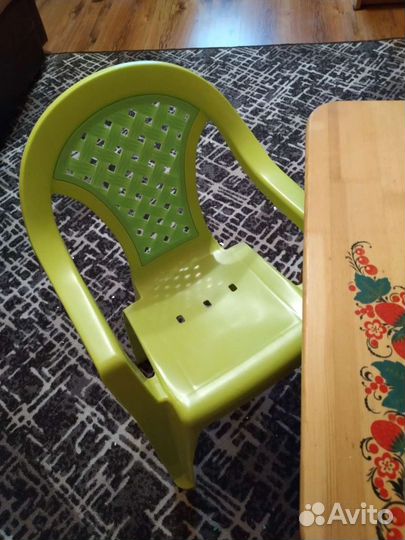 Детский столик