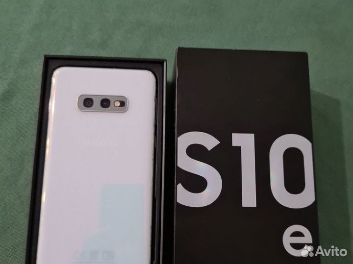 Samsung Galaxy S10e, 6/128 ГБ