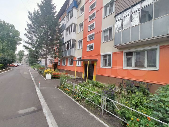 2-к. квартира, 47 м², 2/5 эт.