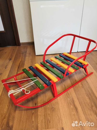 Санки с ручкой