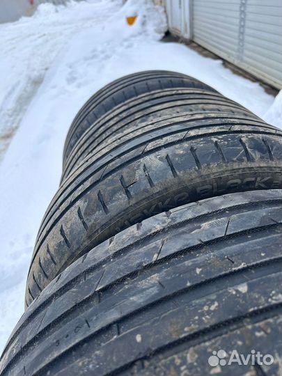 Nokian Tyres Hakka Black 2 215/50 R17