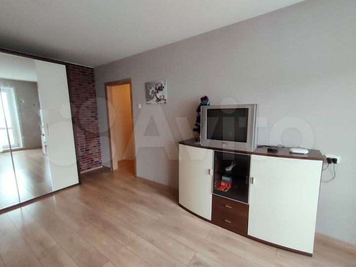 2-к. квартира, 53 м², 6/10 эт.