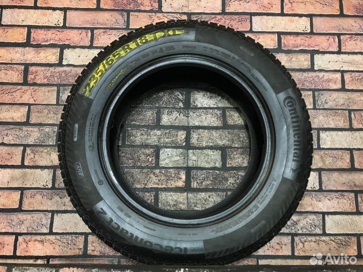 Continental IceContact 2 235/65 R18 110T