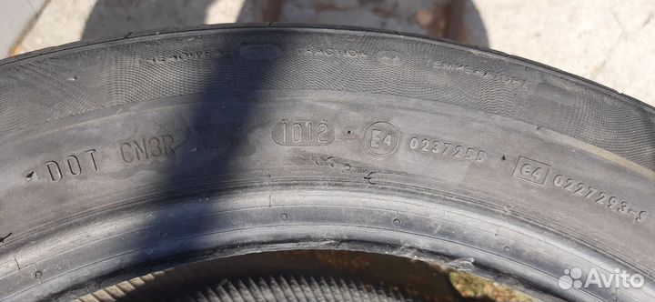 Continental ContiPremiumContact 2 215/55 R17 94T