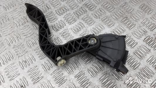 Педаль газа audi A6 C5 (GBE03NW01)