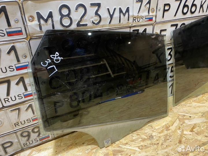 Стекло двери заднее Mazda 3 хэчбек 2.0 2008