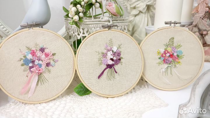 Бразильская вышивка в пяльцах