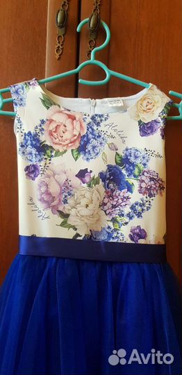 Нарядное платье для девочки