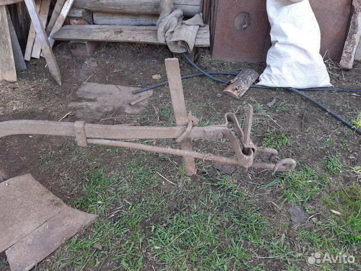 Конный плуг