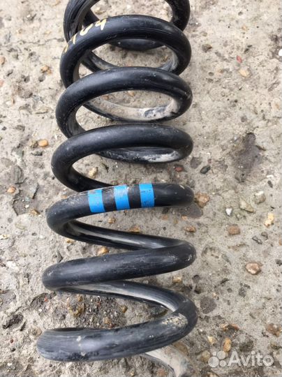 Mercedes w210 задняя пружина