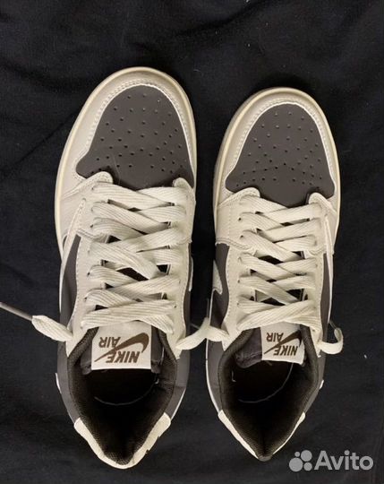 Кроссовки nike