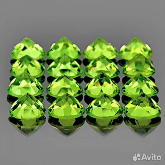 Хризолит натуральный 3,45Ct 3,0мм 25шт. VVS Пакист