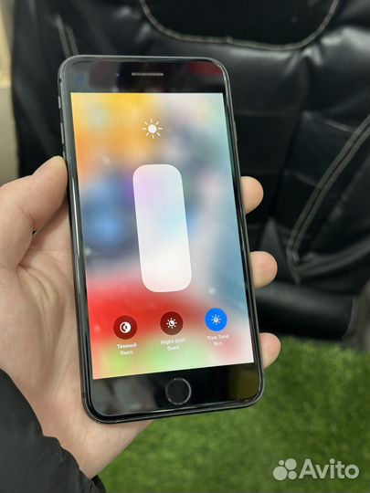 iPhone 8 Plus, 64 ГБ