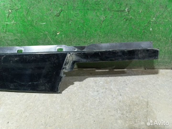 1258723 land rover range rover velar Молдинг центральной стойки «gloss black» передней правой двери