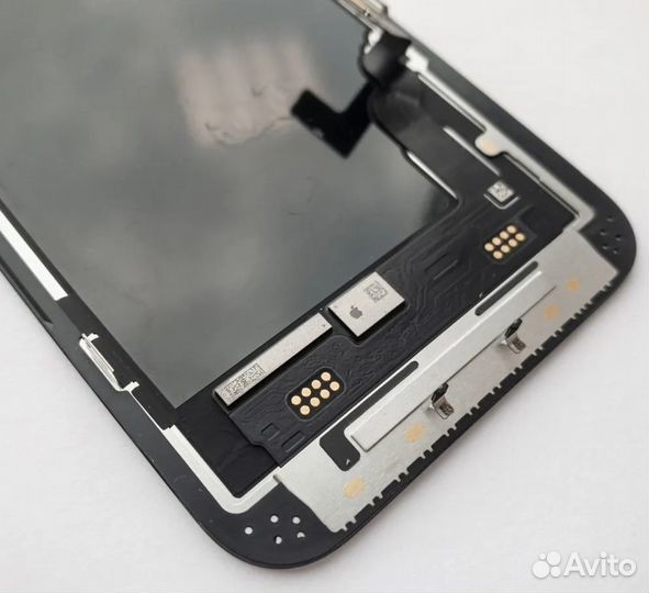 Дисплей, экран iPhone 13