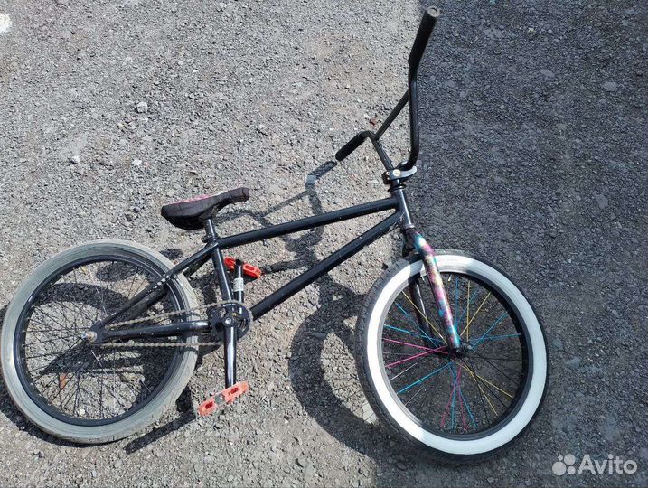 Трюковой велосипед бмх