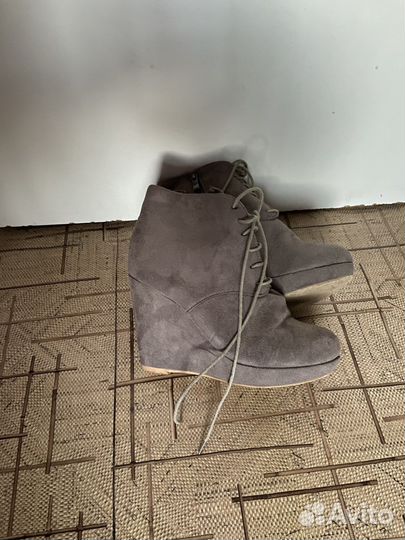 Ботильоны 38 на платформе