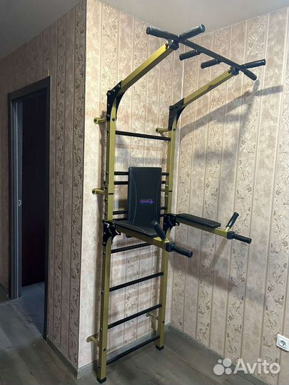 Шведская стенка с турником бу