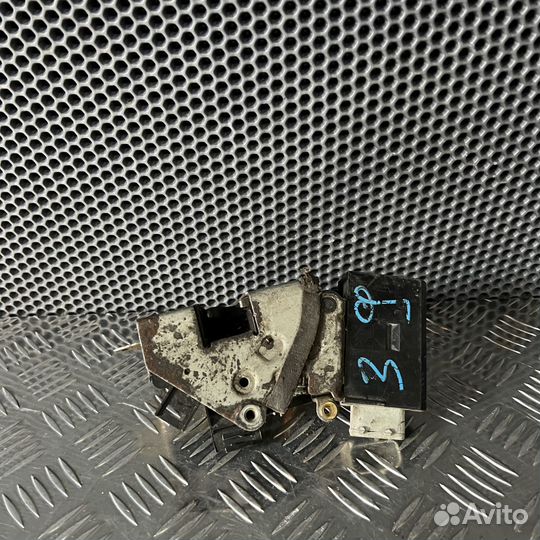 Замок двери BMW 5 серия