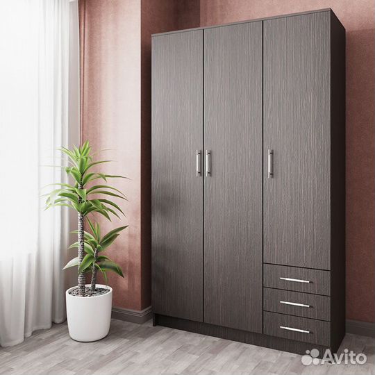 Распашной шкаф