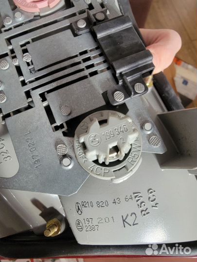 Комплект задних фонарей Mercedes e210