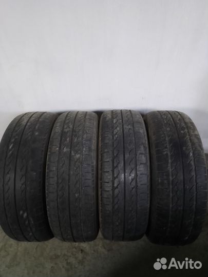 Hankook Optimo K406 215/65 R16