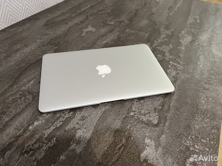 Apple MacBook Air 2012