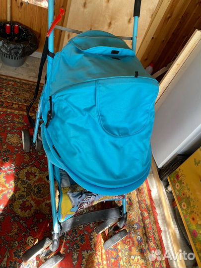 Прогулочная коляска