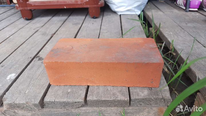 Кирпич красный огнеупорный
