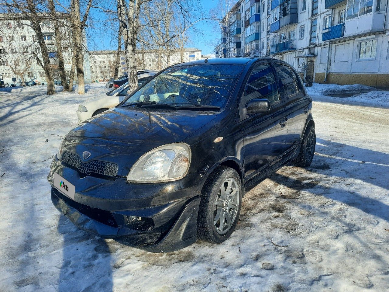 Toyota Vitz: фото владельца